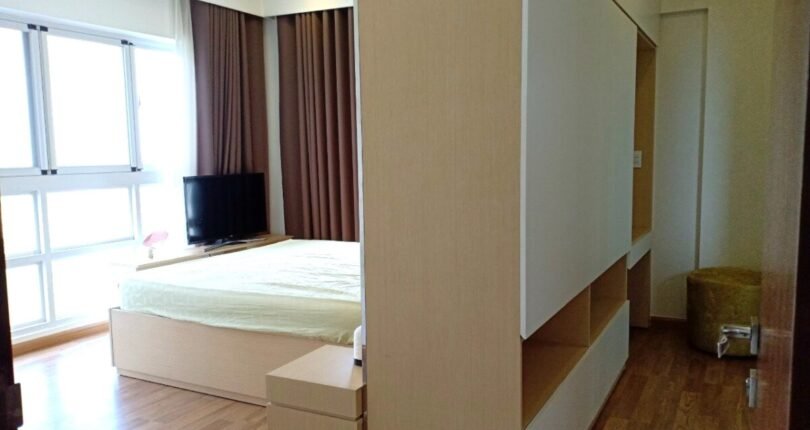 hinh anh pong ngu 810x430 - Bán gấp căn hộ 3 phòng ngủ Block M Chung cư Happy Valley, lầu rất cao giá 5,5 tỷ.