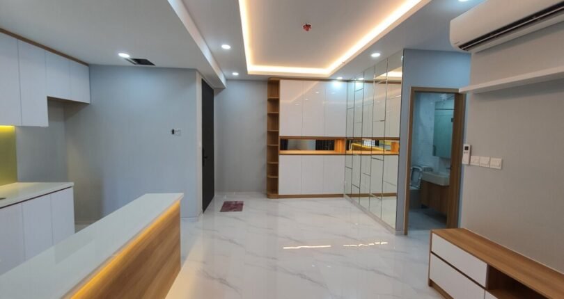 khong gian phong khach 1 810x430 - Giá mua bán căn hộ 3 phòng ngủ Chung cư Hưng Phúc Premier Quận 7 T4/2024