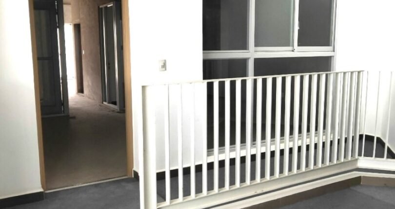 mat truoc shophouse ban 810x430 - Giá mua bán Shophouse có lửng block C Chung cư Scenic Valley 2 Quận 7 T3/2024