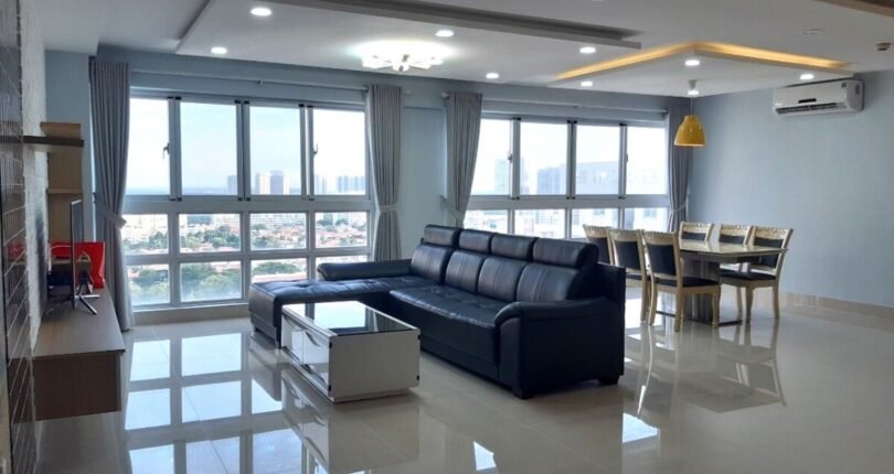 phong khach can ho ban 28 810x430 - Giá mua bán căn hộ 4 phòng ngủ Chung cư Happy Valley Quận 7 T4/2024