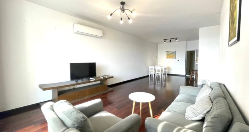 phong khach can ho ban 31 810x430 - Giá mua bán căn hộ 3 phòng ngủ block B Chung cư Green View Quận 7 T4/2024