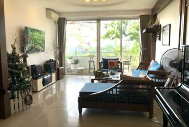 phong-khach-can-ho-ban