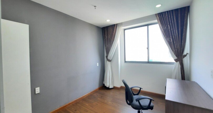 phong lam viec can ho cho thue 810x430 - Cho thuê căn hộ chung cư Green Valley , 128m2, 03pn, giá 1.300usd/tháng, xem nhà dễ.