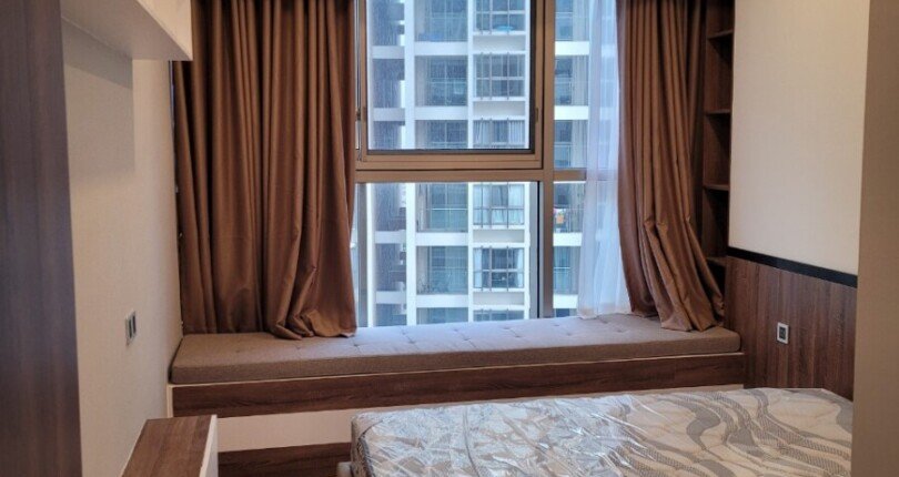 phong ngu can ho ban 13 810x430 - Bán căn hộ chung cư Midtown The Signature, 81m2, giá 6,5 tỷ, nội thất đầy đủ,