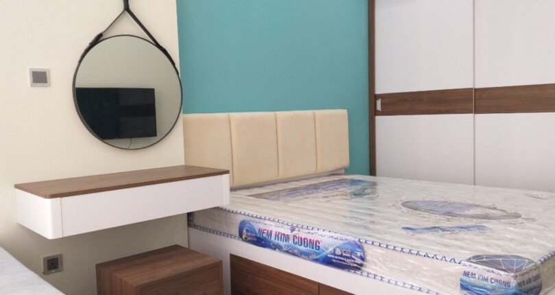 phong ngu can ho ban 19 810x430 - Gía tốt nhất thị trường, căn hộ chung cư Midtown The Signature, 81m, giá 6 tỷ, nội thất đầy đủ.