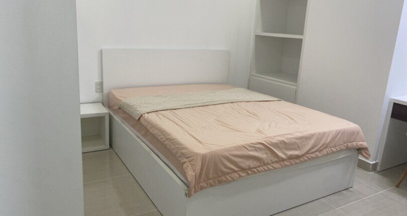 phong ngu can ho cho thue 5 810x430 - Cho thuê căn hộ chung cư Scenic Valley 1, 118m2, giá 1.300usd/tháng, xem nhà dễ.