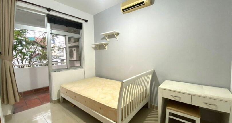 phong ngu nho 9 810x430 - Giá mua bán căn hộ 2 phòng ngủ Chung cư Hưng Vượng 2 Quận 7 T4/2024
