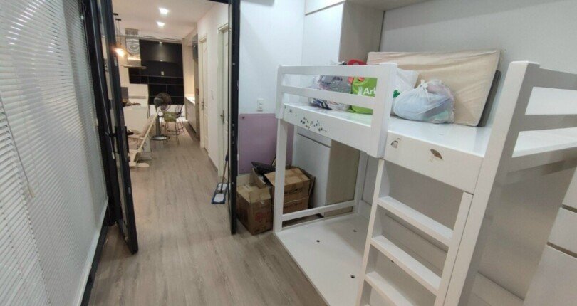 phong ngu nho can ho ban 1 810x430 - Bán căn hộ chung cư Scenic Valley 1, diện tích 110m2, giá 6.4 tỷ, nhà có hợp đồng thuê ổn định.