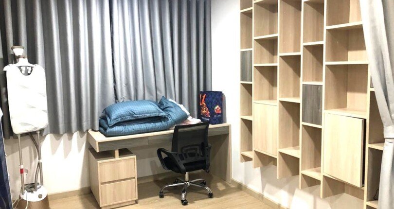 phong ngu nho can ho ban 810x430 - Bán căn hộ chung cư Hưng Phúc, 97m2, 03pn, giá 5.5 tỷ, nhà có hợp đồng thuê ổn định.