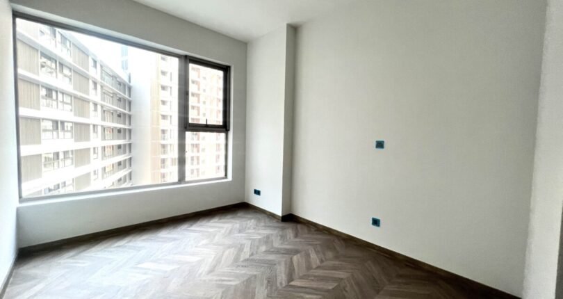 phong ngu rong rai 810x430 - Giá mua bán căn hộ 2 phòng ngủ block A lầu 9 Chung cư Midtown Phú Mỹ Hưng T3/2024