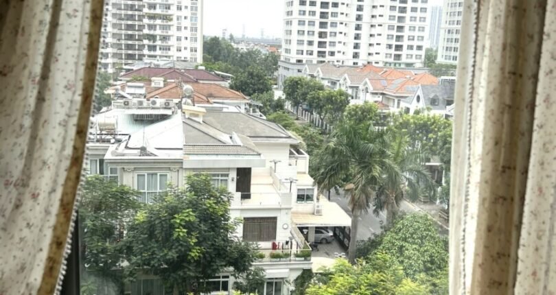 view nhin tu ban cong can ho 810x430 - Giá mua bán căn hộ 1 phòng ngủ Chung cư The Ascentia Quận 7 T3/2024