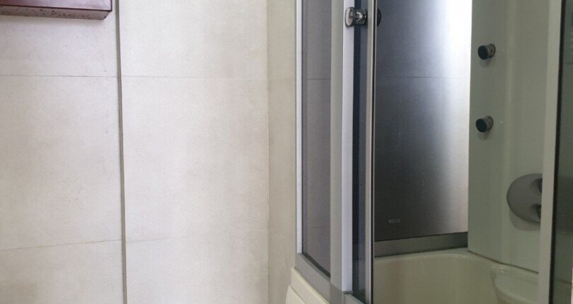 z5205812330688 3fd53270dec37282cdbed1b4690827fb 1 810x430 - Cho thuê căn hộ chung cư Happy Valley, 100m2, giá 22tr/tháng, nhà đang trống xem nhà dễ.