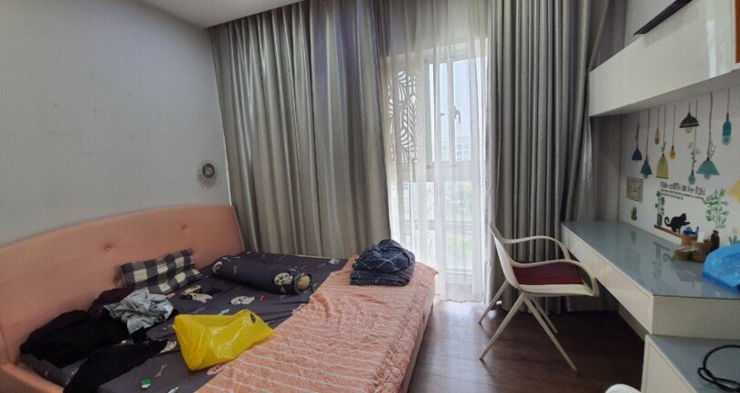 ban can ho happy valley 15 810x430 - Bán nhanh căn hộ Happy Valley. DT 135m2 Nhà đẹp- Thiết kế 3 Phòng- Nhà đón gió rất mát- Giá bán 7.6 Tỷ