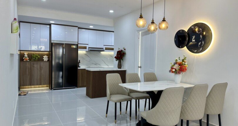 ban can ho sky garden 2 4 810x430 - Bán căn hộ sân vườn tại Sky Garden 2. DT 115m2- Nhà rất đẹp-Nội thất xịn- Vào ở ngay. Giá 6.9 TỶ (TL)