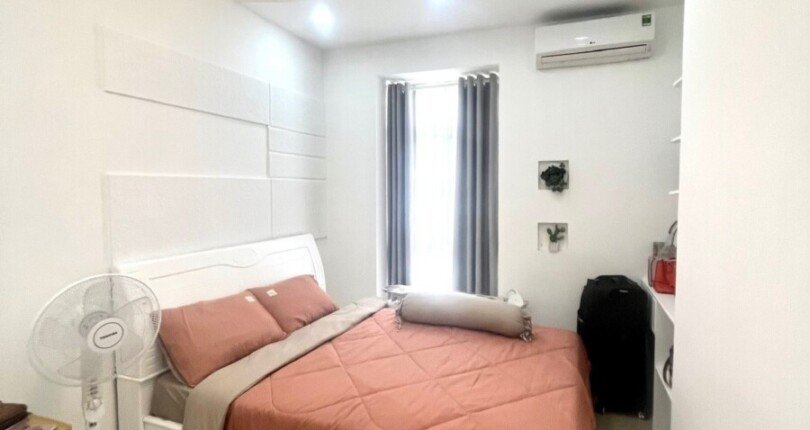 ban can ho sky garden 2 5 810x430 - Bán căn hộ Sky Garden 2. DT 71m2 Nhà đẹp- lầu cao- thiết kế 2 Phòng ngủ 1wc. Giá bán 3.250 TỶ