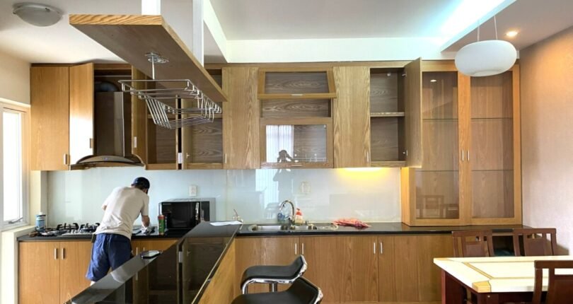 bep rong rai 1 810x430 - Giá mua bán căn hộ 3 phòng ngủ Block A Chung cư Green View Quận 7 T5/2024