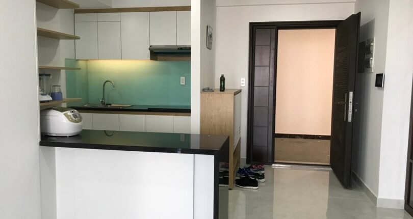 bep trong can ho 4 810x430 - Giá mua bán căn hộ 3 phòng ngủ Block A Chung cư Scenic Valley 1 Quận 7 T5/2024