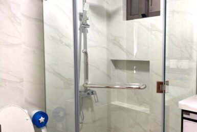 can-ho-co-2-toilet-day-du-thiet-bi-nhu-hinh