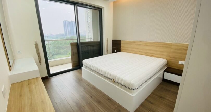 can ho co 3 phong ngu rong rai 810x430 - Giá thuê căn hộ 3 phòng ngủ căn 05 Block C Chung cư Riverpark Premier Quận 7 T4/2024
