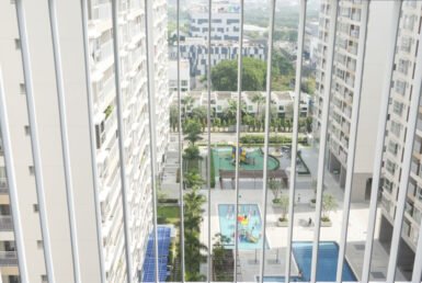 can-ho-lien-ke-ho-boi-noi-khu