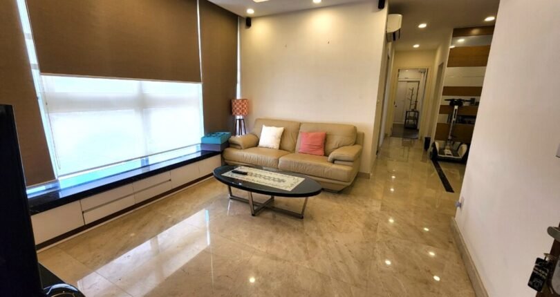 goc phong khach 1 810x430 - Giá mua bán căn hộ 2 phòng ngủ Block B Chung cư Star Hill Quận 7 T5/2024