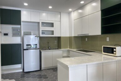 hinh-anh-bep-can-ho-ban