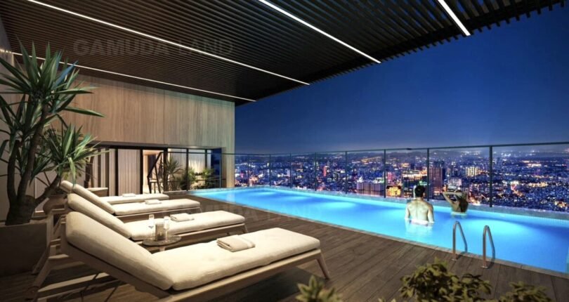 ho boi rieng trong nha 810x430 - Giá mua bán căn hộ Penthouse Tháp A5 Chung cư Eaton Park Thủ Đức T4/2024
