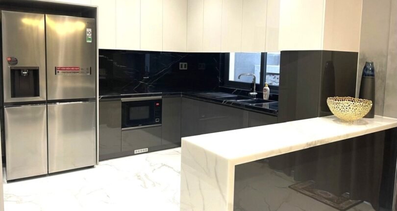 khong gian bep rong rai 4 810x430 - Giá cho thuê nhà Biệt thự nguyên căn số 61 Đường C Khu Mỹ Thái 1 Quận 7 T4/2024