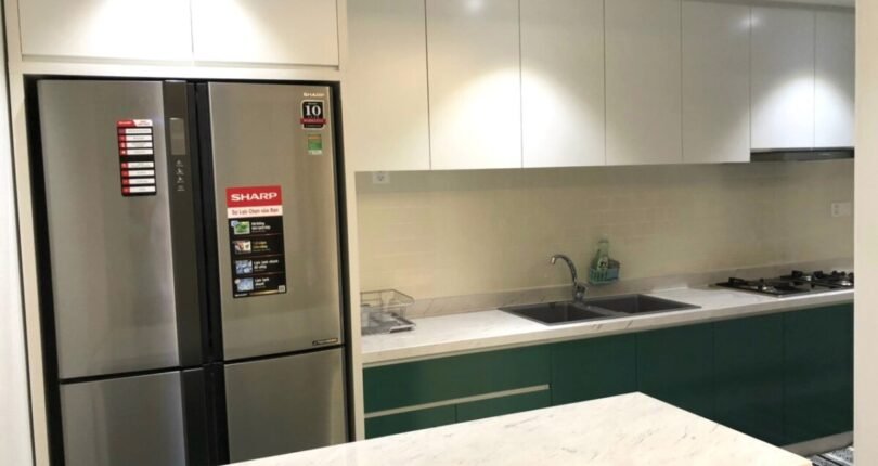 khong gian bep rong rai 7 810x430 - Giá mua bán căn hộ 3 phòng ngủ Block A Chung cư Riverpark Premier Quận 7 T4/2024