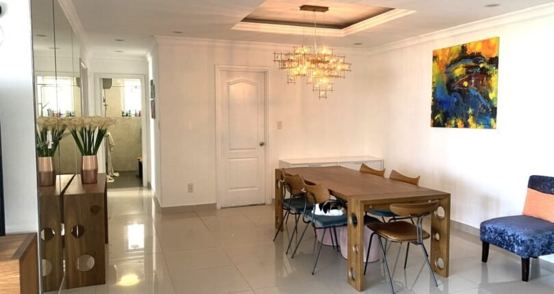 khong gian phong an 1 810x430 - Giá thuê căn hộ 3 phòng ngủ Block D view sông Chung cư Riverside Residence Quận 7 T4/2024