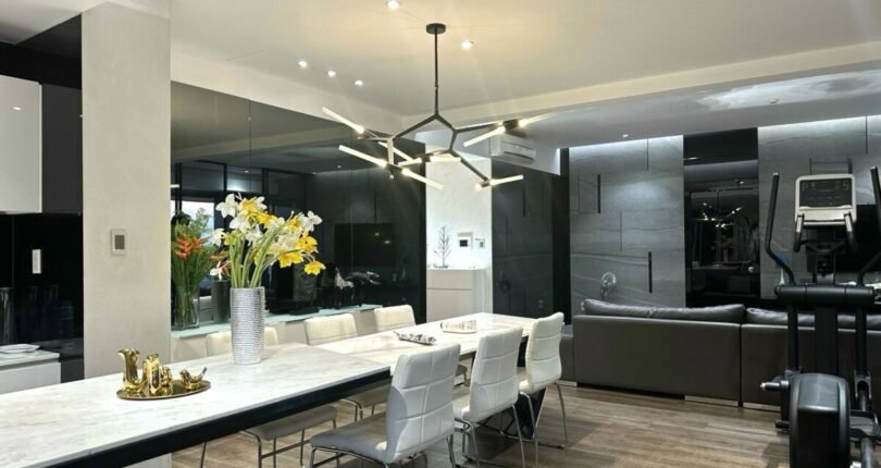 khong gian phong an 4 810x430 - Giá mua bán căn hộ 3 phòng ngủ Block D view sông Chung cư Riverside Residence, Quận 7 T5/2024