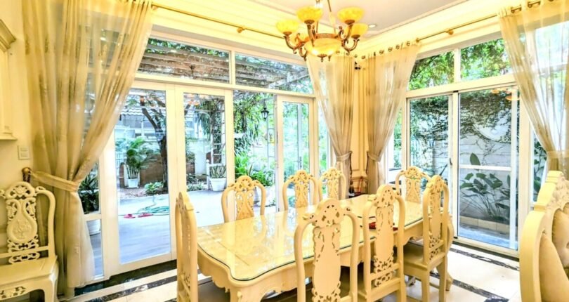 khong gian phong an 810x430 - Giá mua bán nhà Biệt thự đơn lập số A38 Khu dân cư Hưng Thái 2 Quận 7 T4/2024