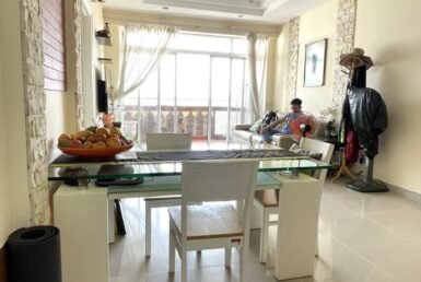 phong-khach-can-ho-ban