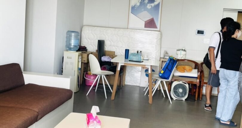 phong khach can ho ban 9 810x430 - Sót lại duy nhất 1 căn hộ 2 phòng ngủ, 88m2, giá 5 tỷ tại Chung cư Green Valley