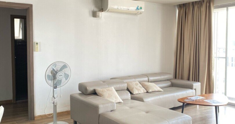 phong khach can ho cho thue 6 810x430 - Cho thuê căn hộ lầu cao, chung cư Scenic Valley 1, 110m2, giá 1.250usd/tháng, nội thất đầy đủ.