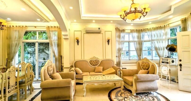 phong khach nha biet thu ban 810x430 - Giá mua bán nhà Biệt thự đơn lập số A38 Khu dân cư Hưng Thái 2 Quận 7 T4/2024