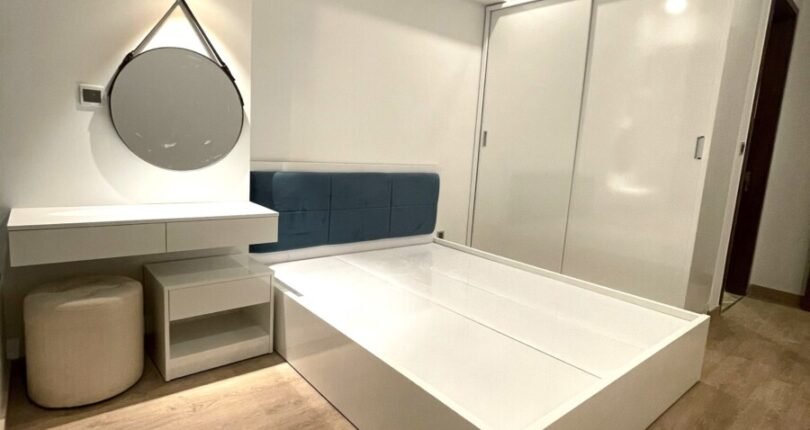phong ngu can ho 810x430 - Giá mua bán căn hộ 2 phòng ngủ block A Chưng cư Midtown Phú Mỹ Hưng Quận 7 T4/2024