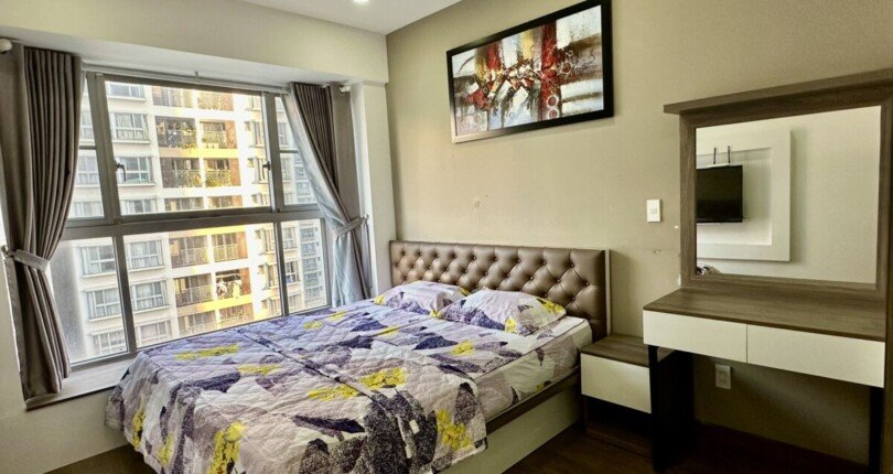 phong ngu can ho ban 8 810x430 - Bán căn hộ chung cư Scenic Valley 1, 110m2, 03pn, giá 6.5 tỷ, nội thất đầy đủ, xem nhà dễ.