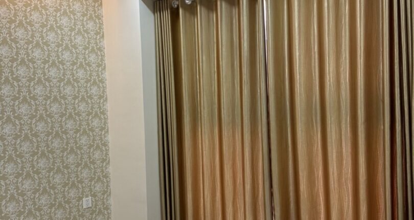 phong ngu chua co giuong 810x430 - Giá thuê căn hộ 3 phòng ngủ ít nội thất lầu 16 block C chung cư Riverpark premier Quận 7 T4/2024
