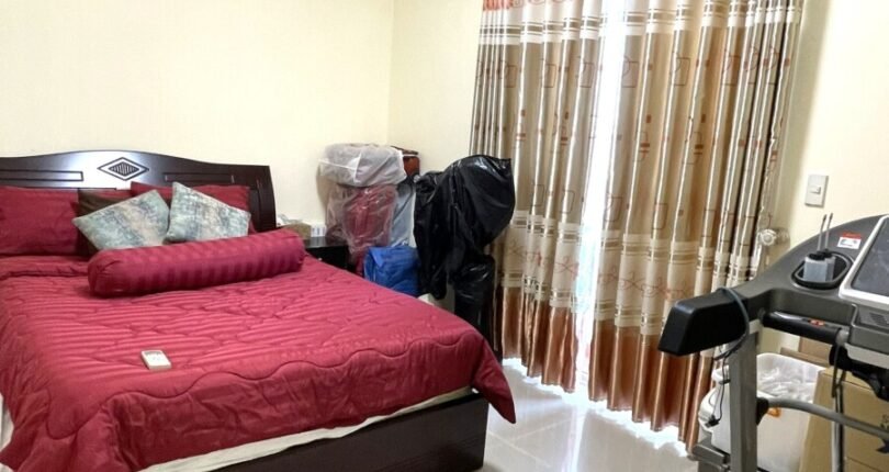 phong ngu rong rai day du noi that 1 810x430 - Giá mua bán căn hộ 3 phòng ngủ Block C Chung cư Mỹ Phúc Quận 7 T4/2024