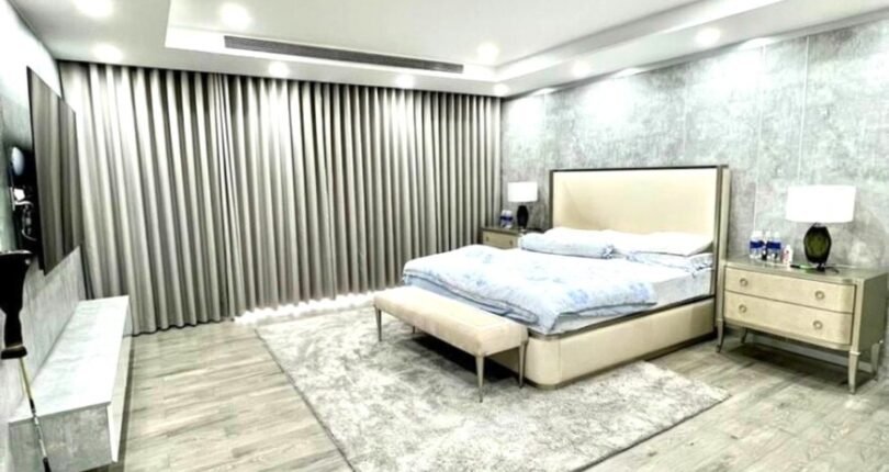 phong ngu rong rai day du trang thiet bi 810x430 - Giá mua bán nhà Biệt thự đơn lập có hồ bơi Khu dân cư Cityland Riverside Quận 7 T4/2024