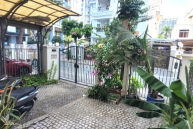 san-vuon-nha-biet-thu-cho-thue