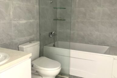 toilet-co-bon-tam-nam