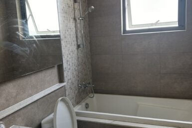 toilet-co-bon-tam-nam