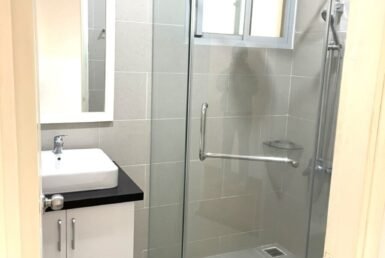 toilet-trong-can-ho-ban