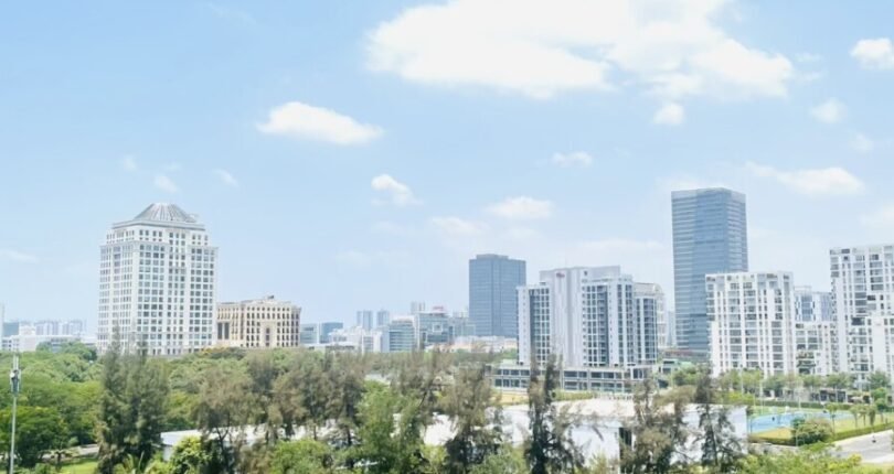 view can ho truc dien song va cong vien hoa anh dao 810x430 - Giá mua bán cặp căn hộ thông nhau Chung cư The Peak Midtown Quận 7 T4/2024