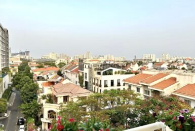 view-tu-ban-cong-can-ho-ban