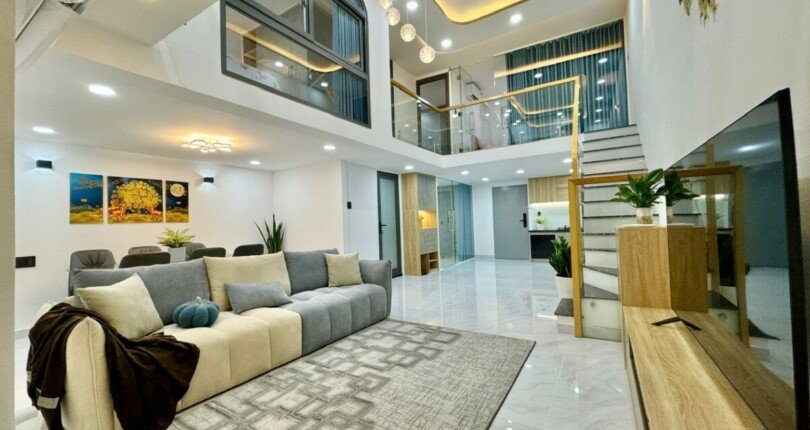 ban can ho duplex sky 1 9 810x430 - Bán nhanh căn hộ Duplex Sky Garden 1. Tổng diện tích 116m2- Nhà đẹp- 4 Phòng ngủ-2wc- Nội thất mới 100%. Giá 5.3 Tỷ