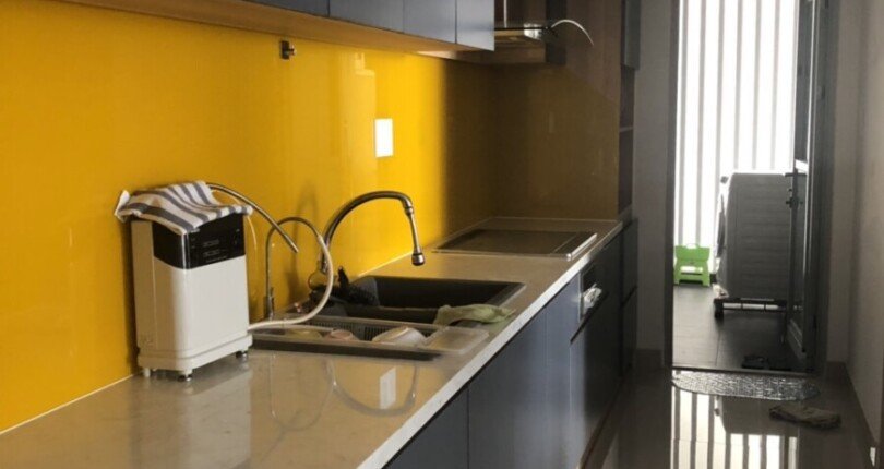 bep can ho ban 5 810x430 - Scenic Valley 1, 89m2, bán 5.250 tỷ, 02pn, nhà có hdt ổn định, nội thất căn hộ đầy đủ,