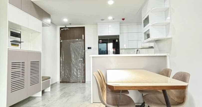 can canh phong an 810x430 - Giá cho thuê căn hộ 2 phòng ngủ căn 08 Block B Chung cư Cardinal Court Quận 7 T5/2024